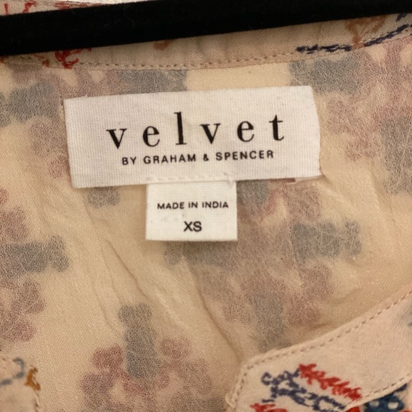 Velvet - printed long sleeve blouse with small sequins details - Picture 8 of 8